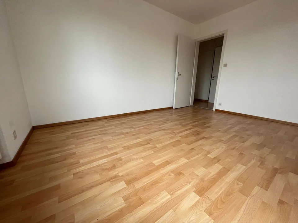 Jetzt profitieren - 1. Monat mietzinsfrei / Profitez-en dès maintenant : 1er mois de loyer offert – Foto 9 von 12