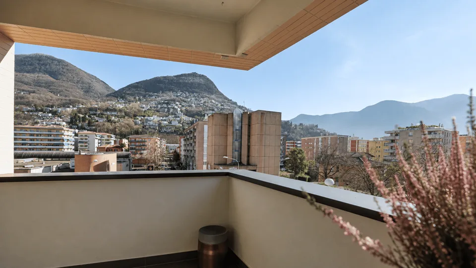 Wohnung mit 4.5 Zimmern in Cassarate – Foto 8 von 13