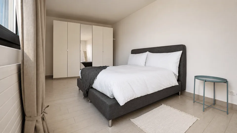 Wohnung mit 4.5 Zimmern in Cassarate – Foto 9 von 13