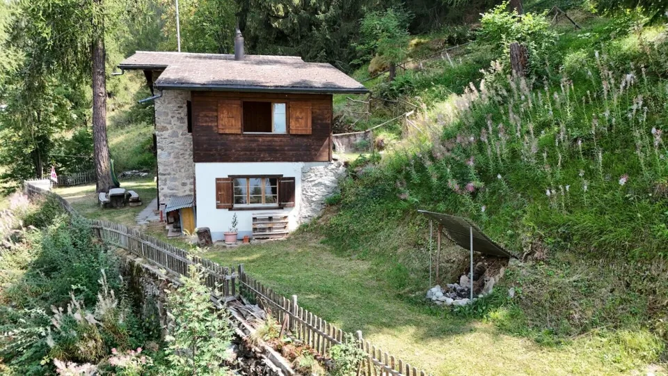 Einzigartiges Chalet am Ufer des Bisses, nur 350 Meter von den Seilbahnen von Veysonnaz entfernt – Foto 19 von 23