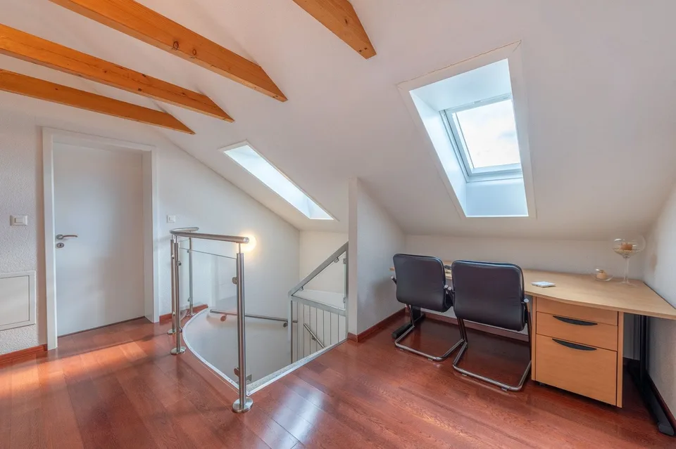 278 m² plein de possibilités avec beaucoup d'espace pour toute la famille – photo 6 sur 13