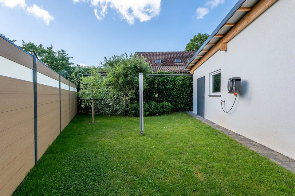 278 m² plein de possibilités avec beaucoup d'espace pour toute la famille – photo 11 sur 13
