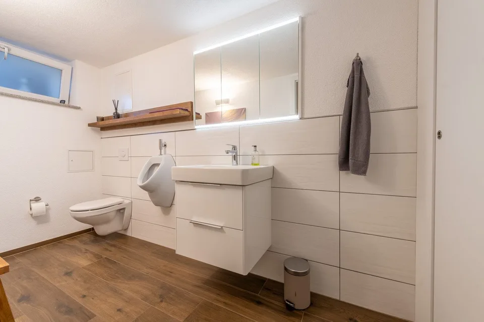278 m² plein de possibilités avec beaucoup d'espace pour toute la famille – photo 5 sur 13