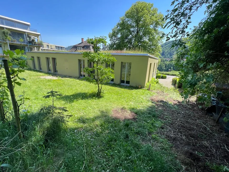 Moderne sonnige 4-Zimmer-Terrassenwohnung in ruhiger Lage von Eglisau – Foto 3 von 8