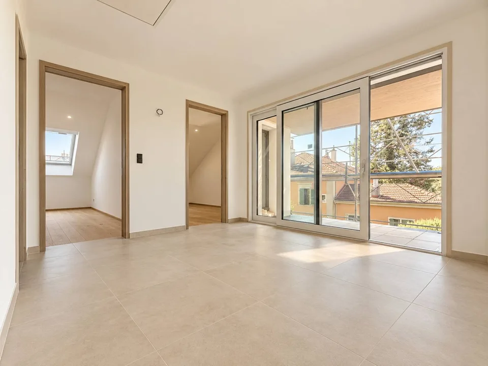 Duplex mit 4.5 Zimmern und Balkonen – Foto 3 von 13