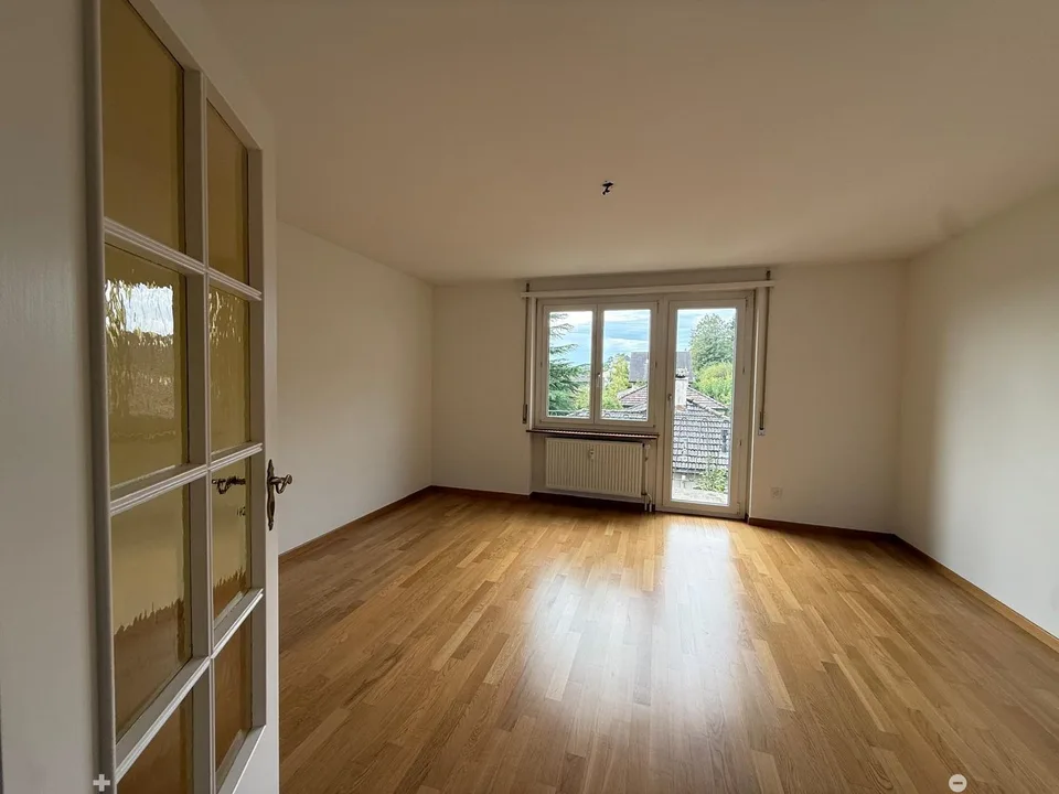 Appartement 3 pièces lumineux avec balcon à Biel – photo 5 sur 9