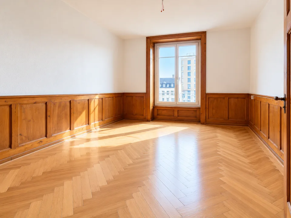 Bell'appartamento di 2 locali ristrutturato con balcone – foto 3 di 4