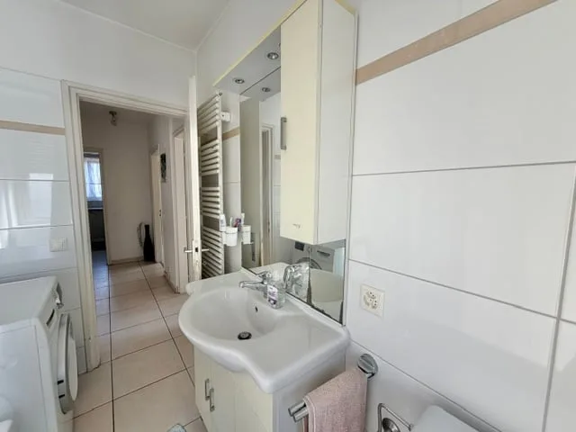 For sale in Minusio center - 4.5 room apartment on the first floor – photo 9 of 14
