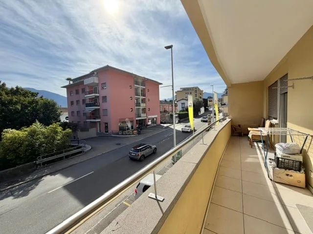For sale in Minusio center - 4.5 room apartment on the first floor – photo 11 of 14