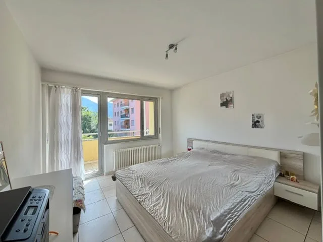 For sale in Minusio center - 4.5 room apartment on the first floor – photo 5 of 14