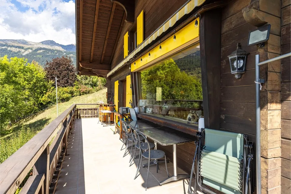 Schönes Chalet mit atemberaubendem Blick und eigenem Studio – Foto 7 von 13