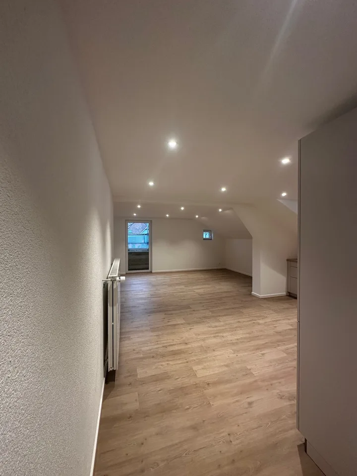 Geräumige 4,5-Zimmer-Wohnung renoviert in Bévilard – Foto 5 von 16