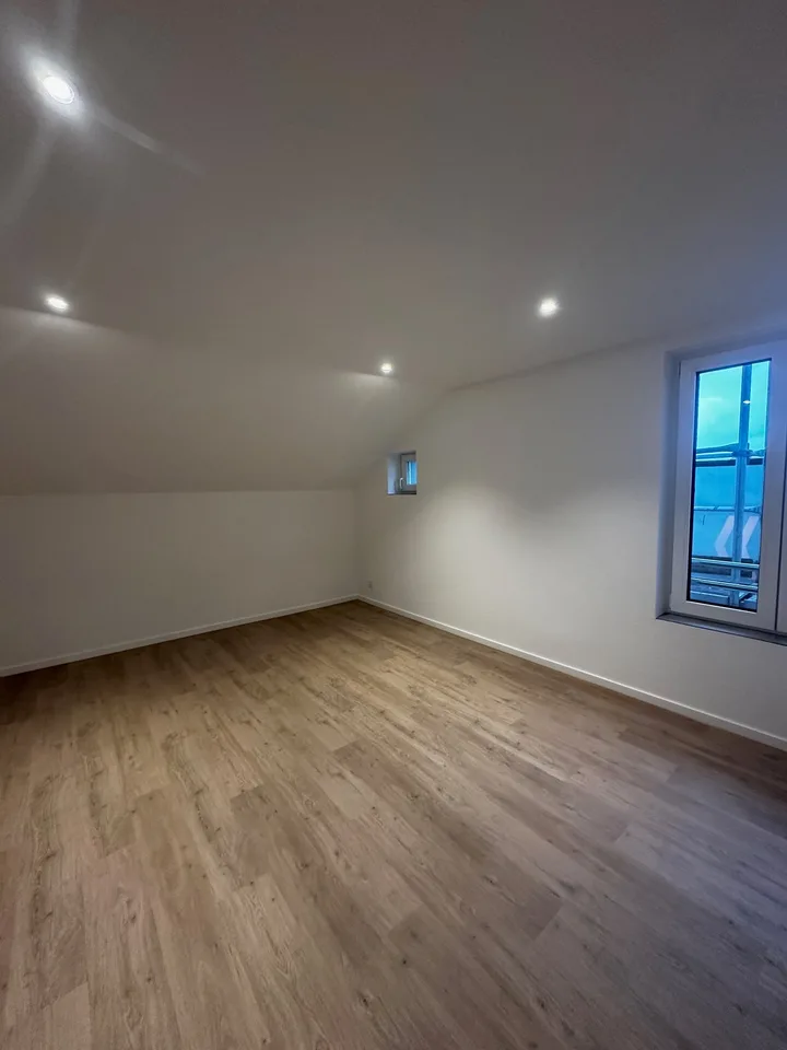 Geräumige 4,5-Zimmer-Wohnung renoviert in Bévilard – Foto 6 von 16
