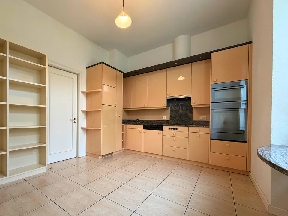 Residenz Bristol | Geräumige 3.5-Zimmer-Wohnung mit herrlicher Seesicht – Foto 12 von 17