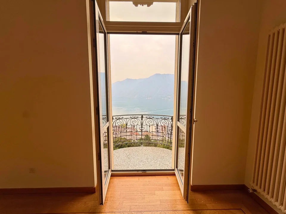 Residenz Bristol | Geräumige 3.5-Zimmer-Wohnung mit herrlicher Seesicht – Foto 5 von 17