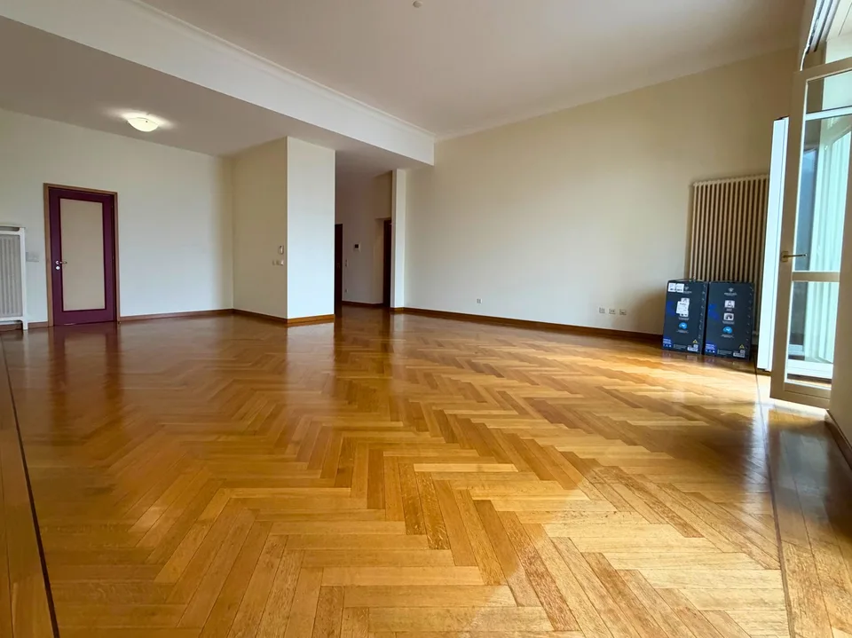 Residenz Bristol | Geräumige 3.5-Zimmer-Wohnung mit herrlicher Seesicht – Foto 2 von 17