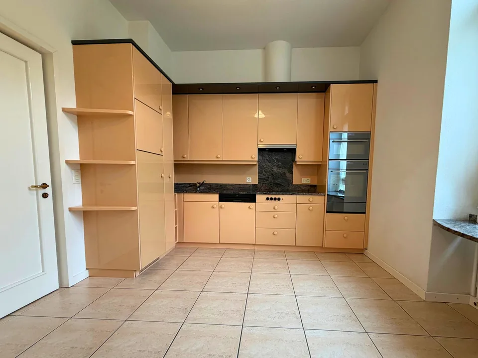 Residenz Bristol | Geräumige 3.5-Zimmer-Wohnung mit herrlicher Seesicht – Foto 11 von 17