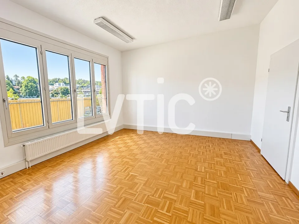 Bureaux de 180 m2 à louer au Mont-sur-Lausanne – photo 9 sur 11