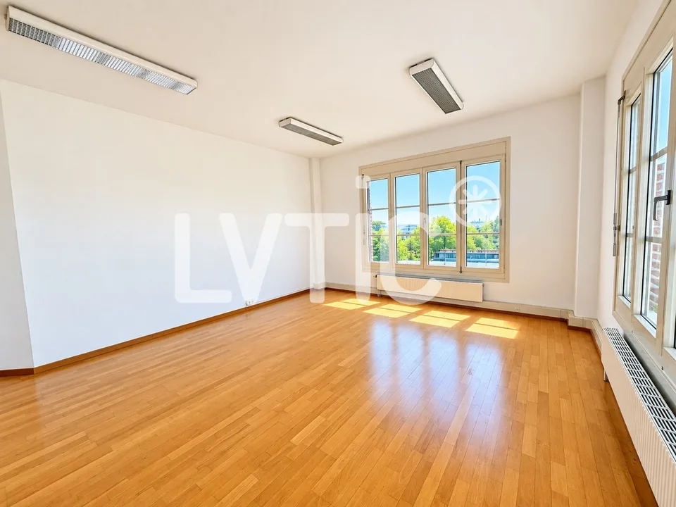 Bureaux de 180 m2 à louer au Mont-sur-Lausanne – photo 7 sur 11