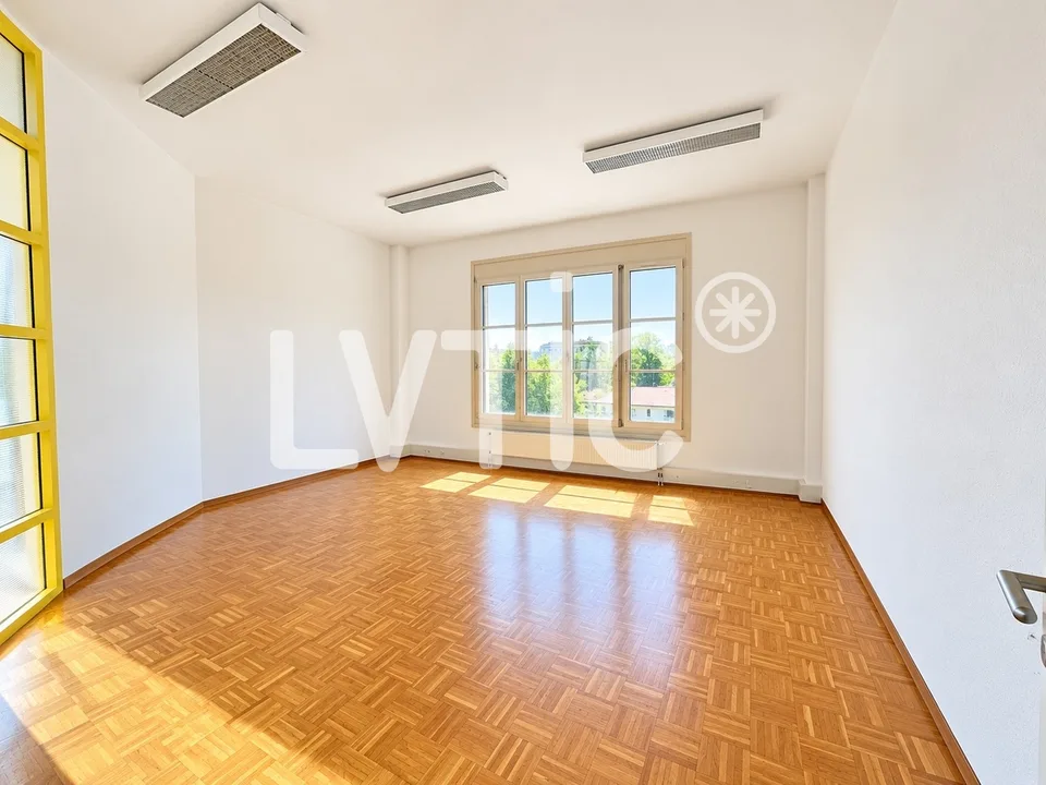 Bureaux de 180 m2 à louer au Mont-sur-Lausanne – photo 8 sur 11
