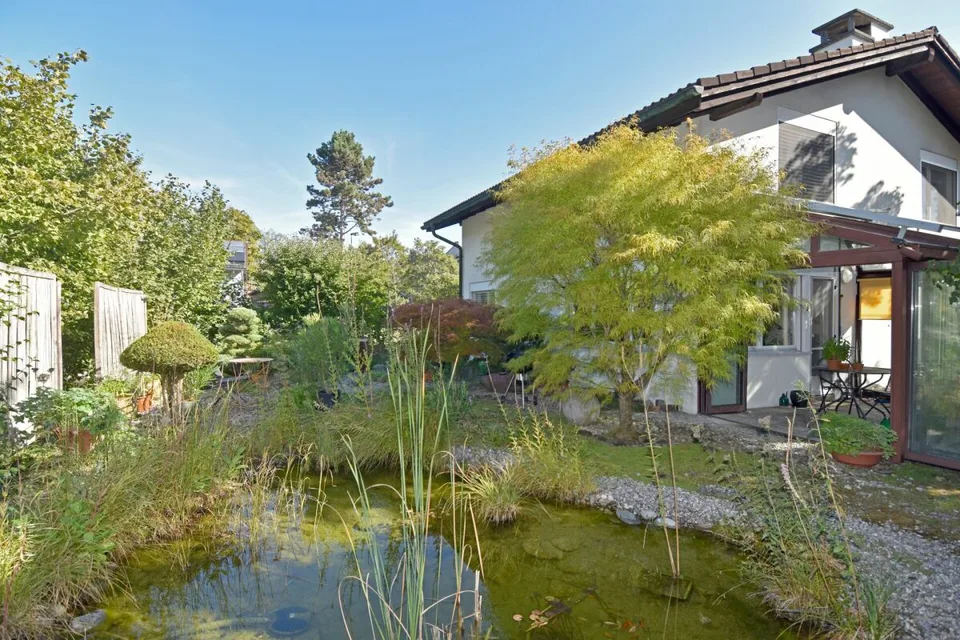 Grosszügiges Einfamilienhaus auf 850 m2 Grundstück – Foto 5 von 8