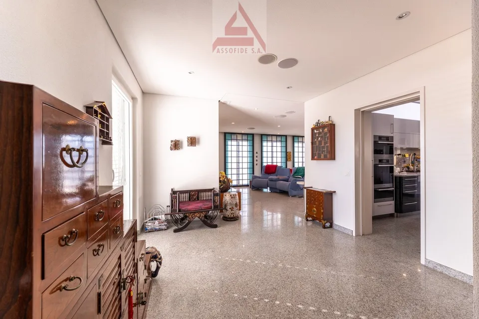 Prestigioso attico di 5.5 locali vista lago/Prestigioses 5.5-Zimmer-Attika mit Seeblick – photo 5 sur 13