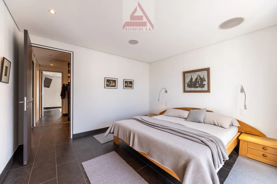 Prestigioso attico di 5.5 locali vista lago/Prestigioses 5.5-Zimmer-Attika mit Seeblick – photo 6 sur 13