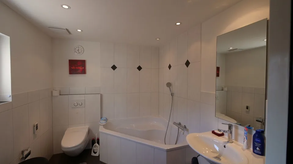 5,5 camere, spazioso, posizione tranquilla, accessibile e con molto potenziale – foto 16 di 20