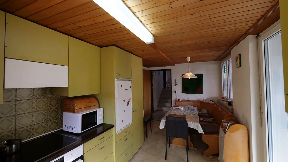 5,5 camere, spazioso, posizione tranquilla, accessibile e con molto potenziale – foto 8 di 20