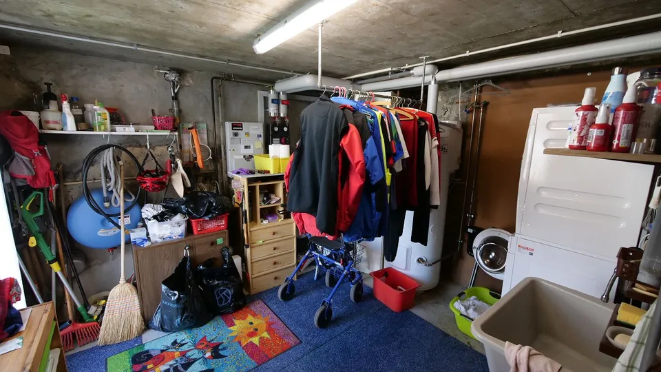 5,5 camere, spazioso, posizione tranquilla, accessibile e con molto potenziale – foto 19 di 20