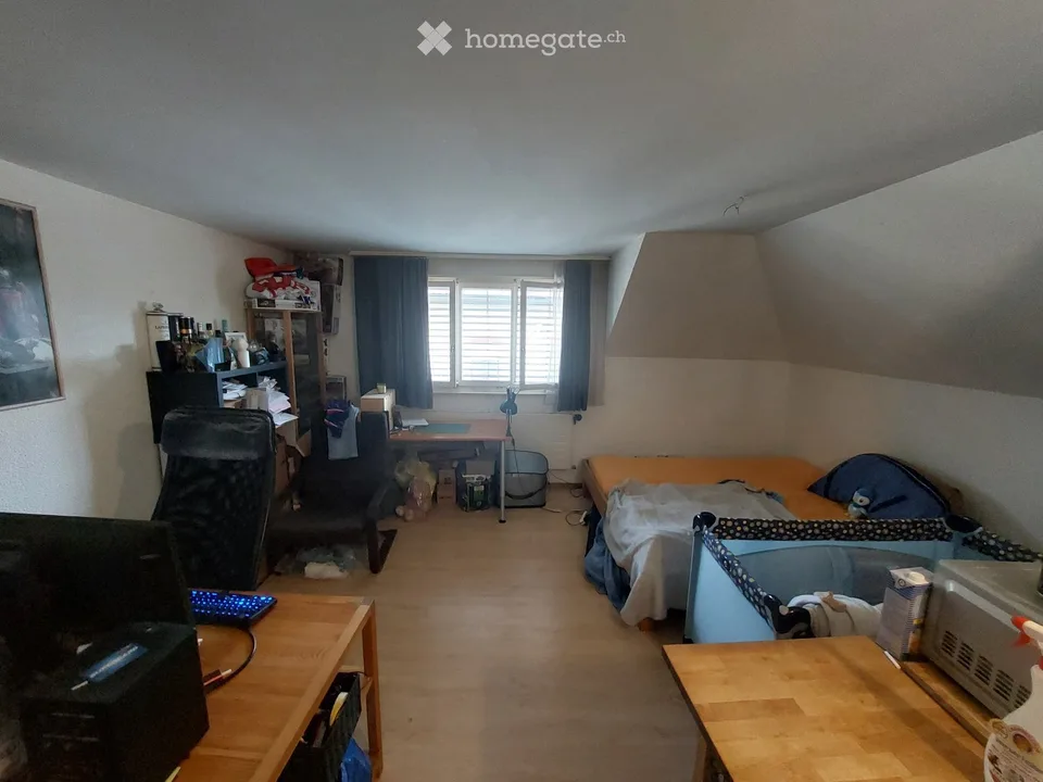 Dachwohnung in Seuzach – Foto 2 von 4