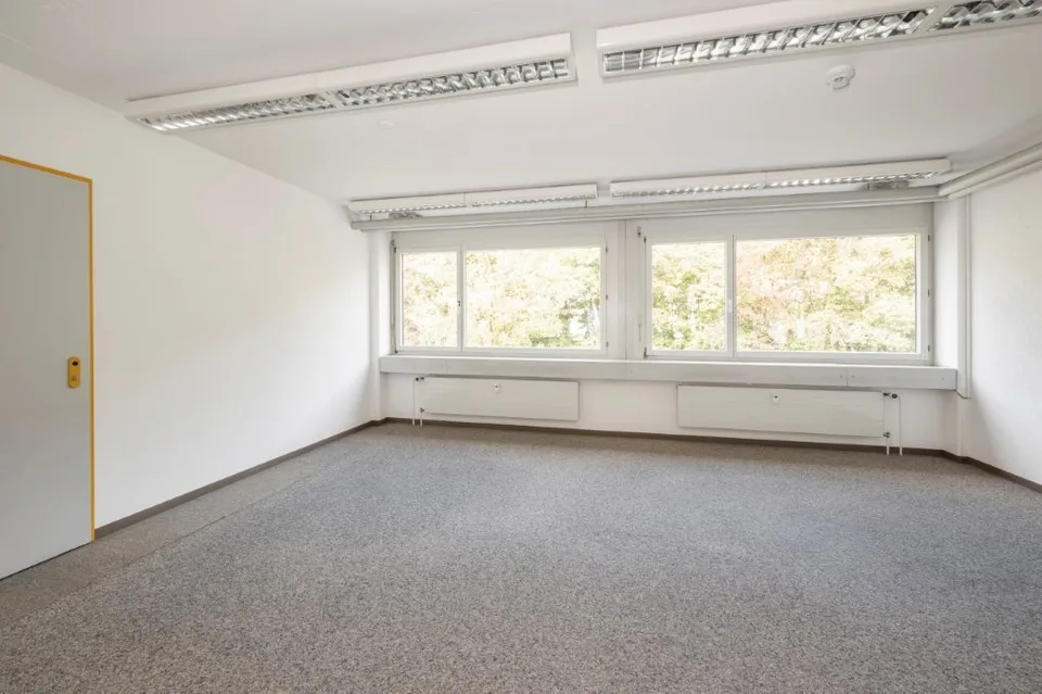 Bureau avec perspective – photo 2 sur 8
