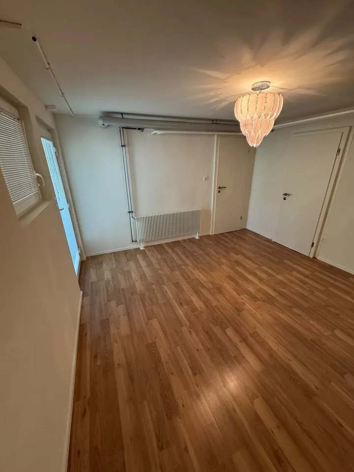 Saniertes Einfamilienhaus mit 6.5 Zimmern und guter Lage – Foto 21 von 24