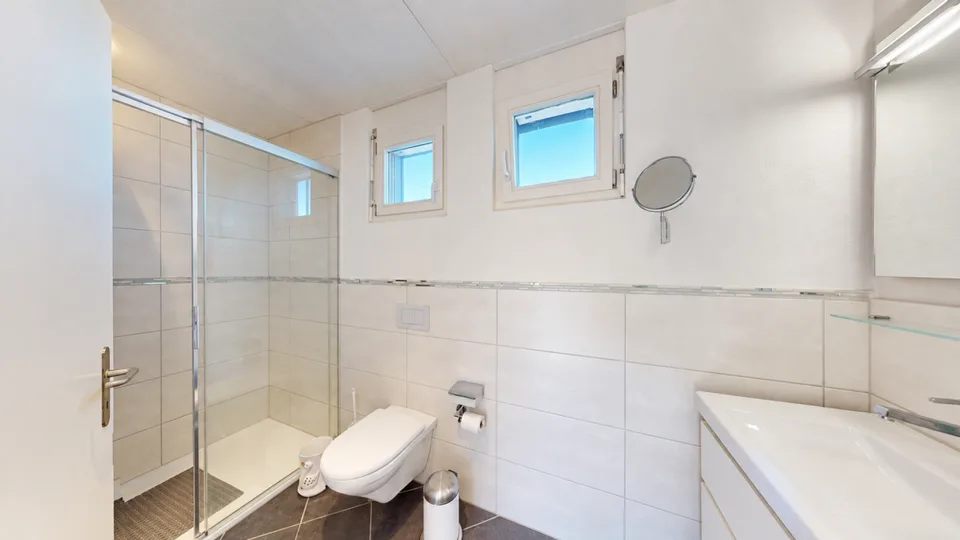 Wohnen wie im EFH! Zwei Etagen, 170m2 und zwei Terrassen – Foto 8 von 9