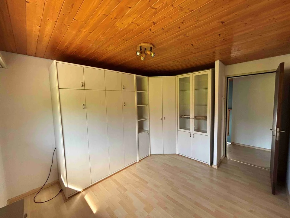 Sonniges 5.5-Zimmer-Einfamilienhaus in ruhiger Lage – Foto 8 von 20