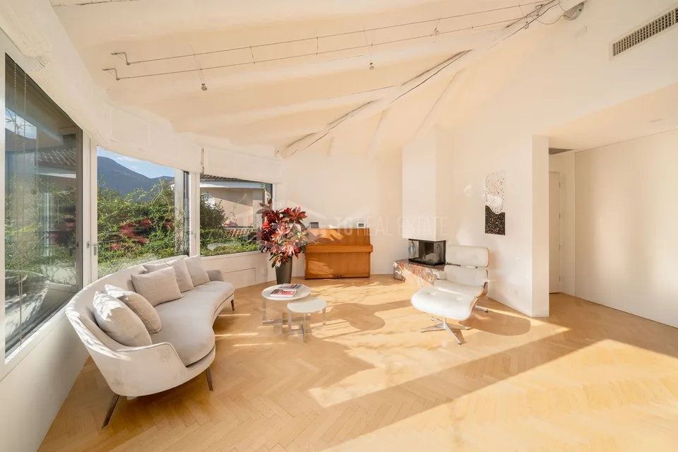 ACCOGLIENTE CASA CON GIARDINO E VISTA LAGO – Foto 2 von 20