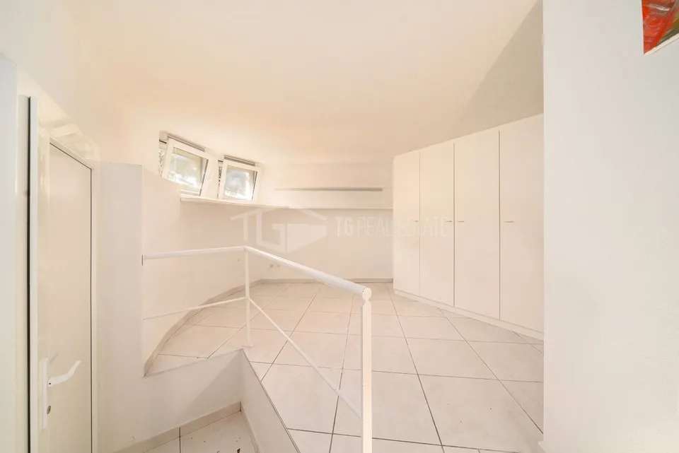 ACCOGLIENTE CASA CON GIARDINO E VISTA LAGO – Foto 13 von 20