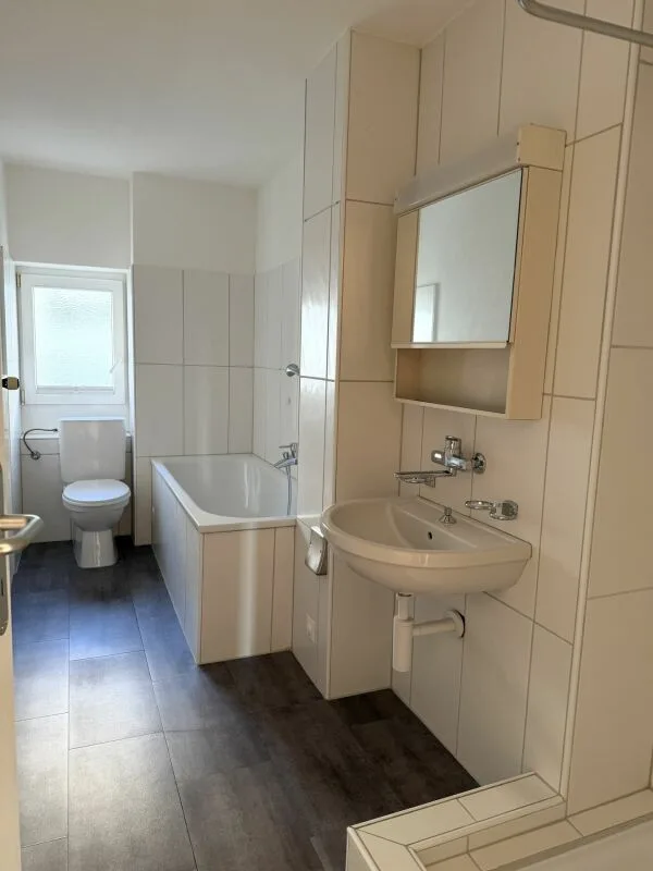 Helle & moderne 3.5 Zi.-Wohnung im Zentrum – Foto 11 von 11