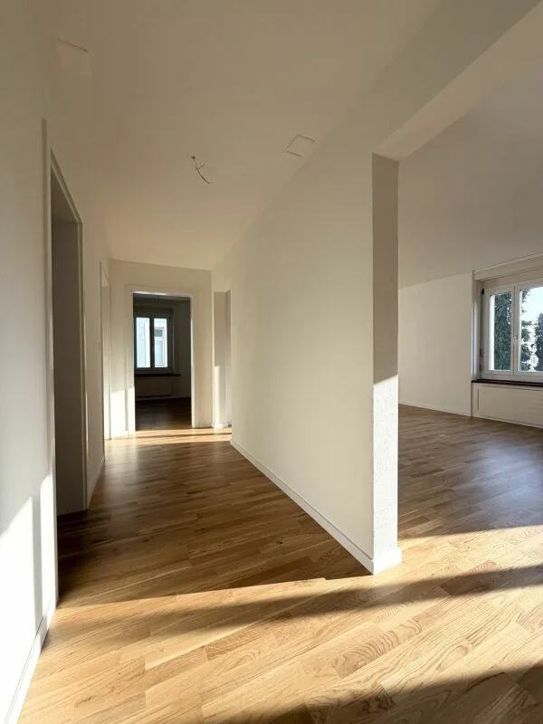 Helle & moderne 3.5 Zi.-Wohnung im Zentrum – Foto 8 von 11