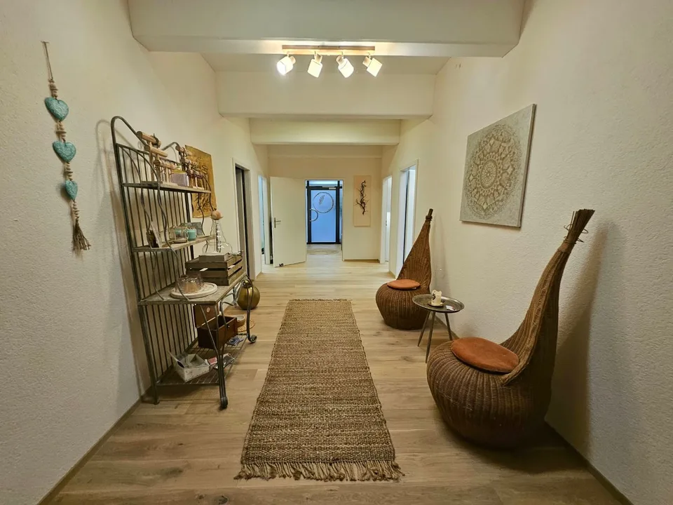 Bright office or practice in a quiet location in Aarberg – photo 6 of 18