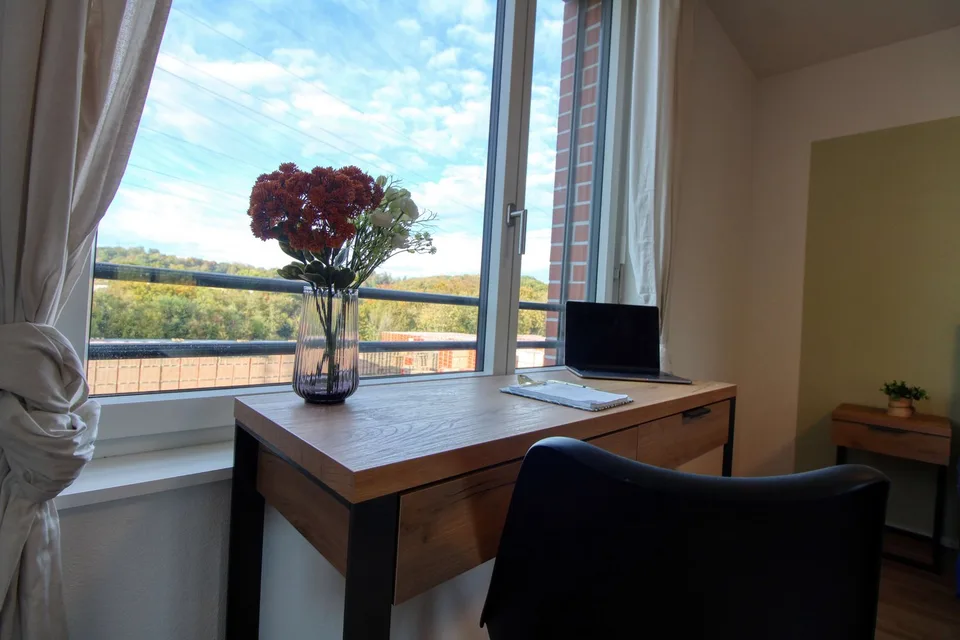 Appartement vivant spacieux à Crissier avec salle de bain privée – Foto 22 von 37