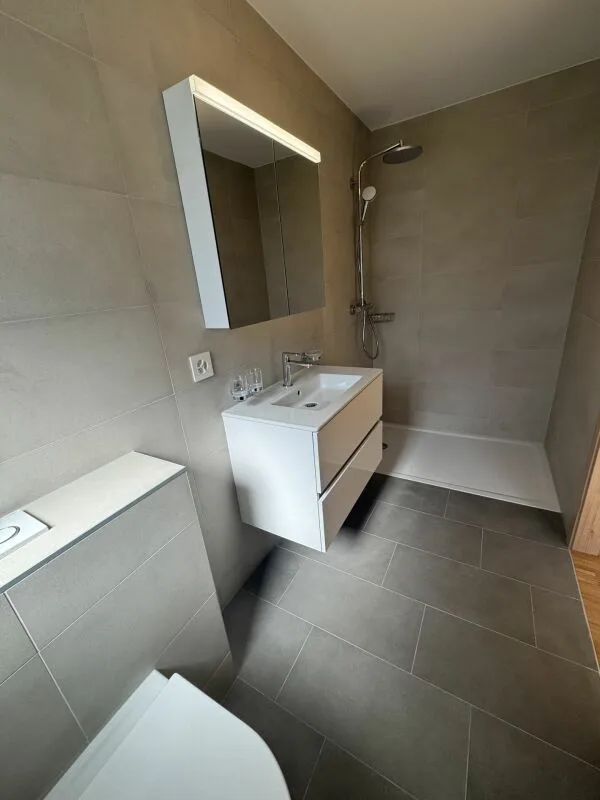 Neue 4.5-Zimmer-Wohnung im Zentrum von Riddes – Foto 9 von 21