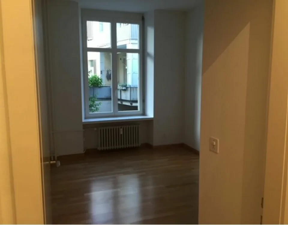 2-Bedroom Apartment in Basel – photo 6 of 6
