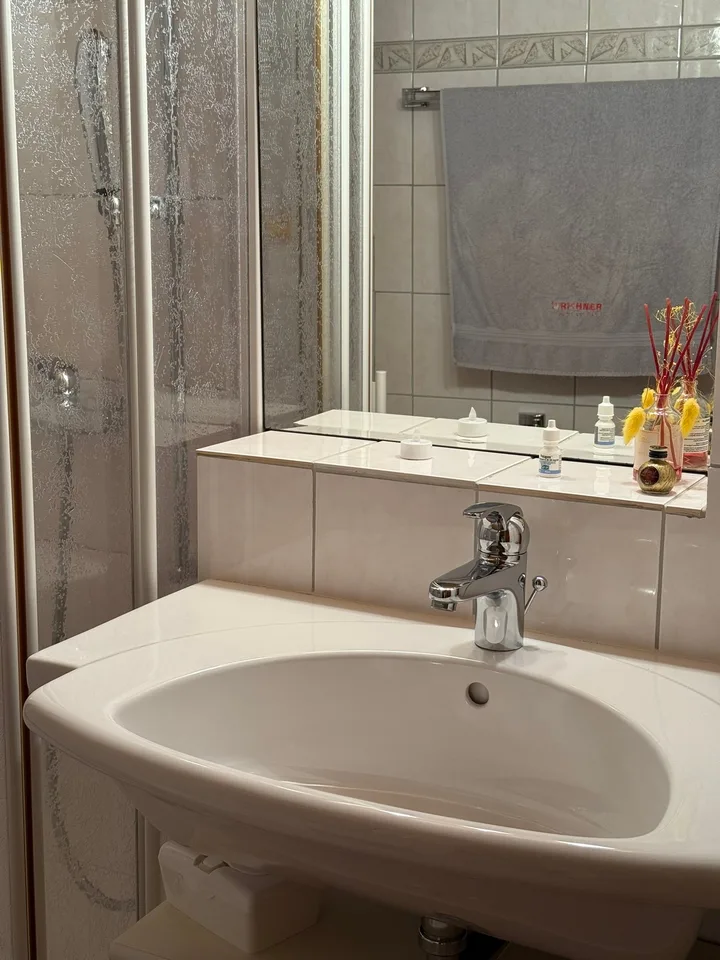 Einzigartiges Zuhause mit Seesicht & Charme - Wohnen, wo andere Ferien machen – Foto 15 von 27