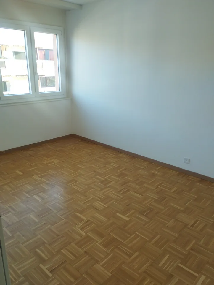 In un quartiere tranquillo – foto 5 di 8