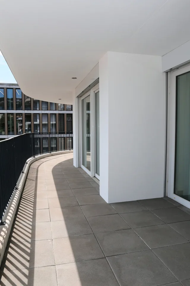 Appartement PPE im Herzen von Delémont mit zwei großen Balkonen – Foto 3 von 11
