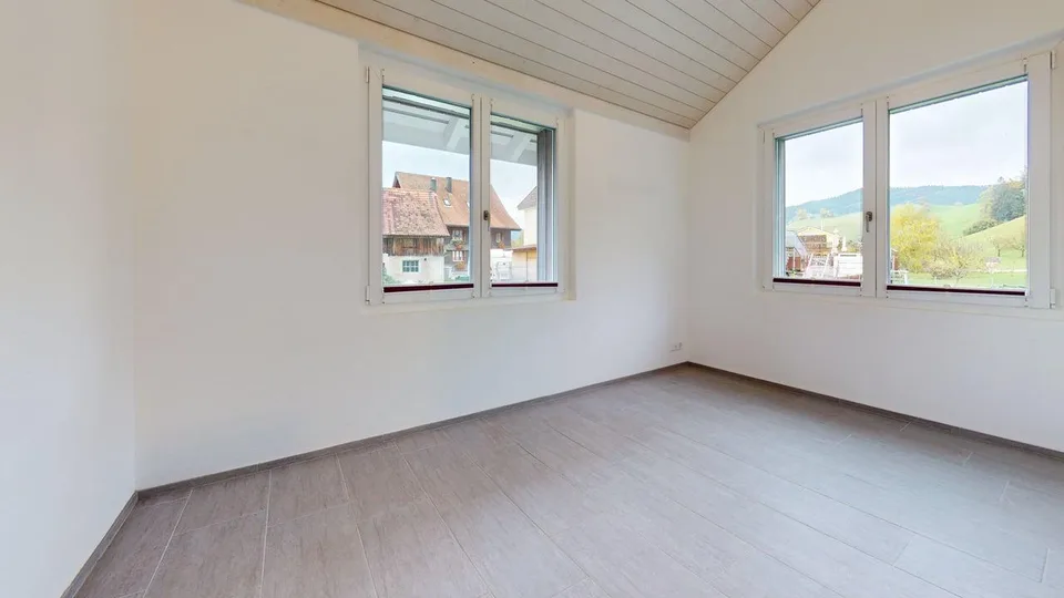Maison mitoyenne de 4,5 pièces attrayante à Menzingen – disponible immédiatement – photo 11 sur 17
