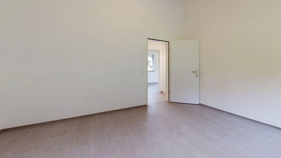 Maison mitoyenne de 4,5 pièces attrayante à Menzingen – disponible immédiatement – photo 10 sur 17