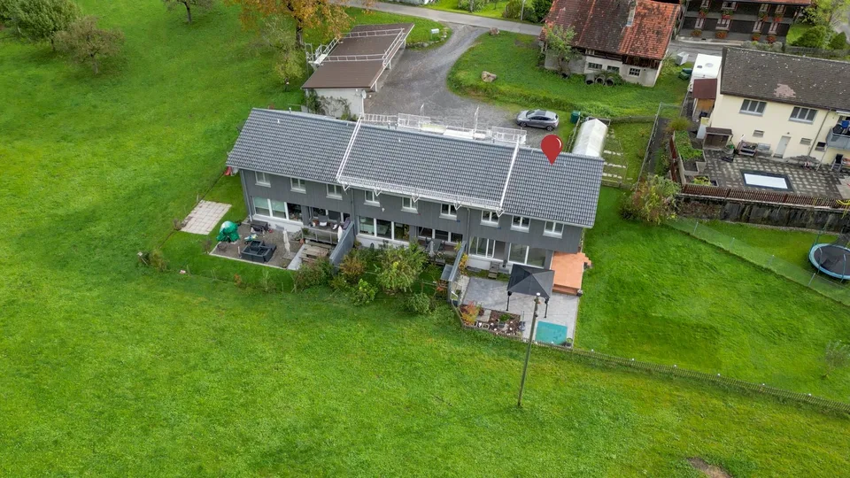 Maison mitoyenne de 4,5 pièces attrayante à Menzingen – disponible immédiatement – photo 15 sur 17