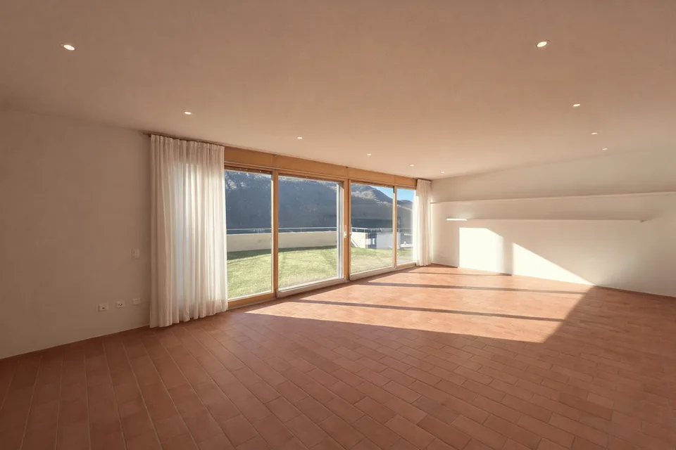 Detached house with lake view – photo 6 of 13
